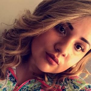 Meet your Posher, Fallon